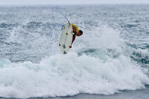 Kolohe Andino Wins the ASP 6-Star SuperSurf Internacional in Brazil - Surf  Guru Surf News